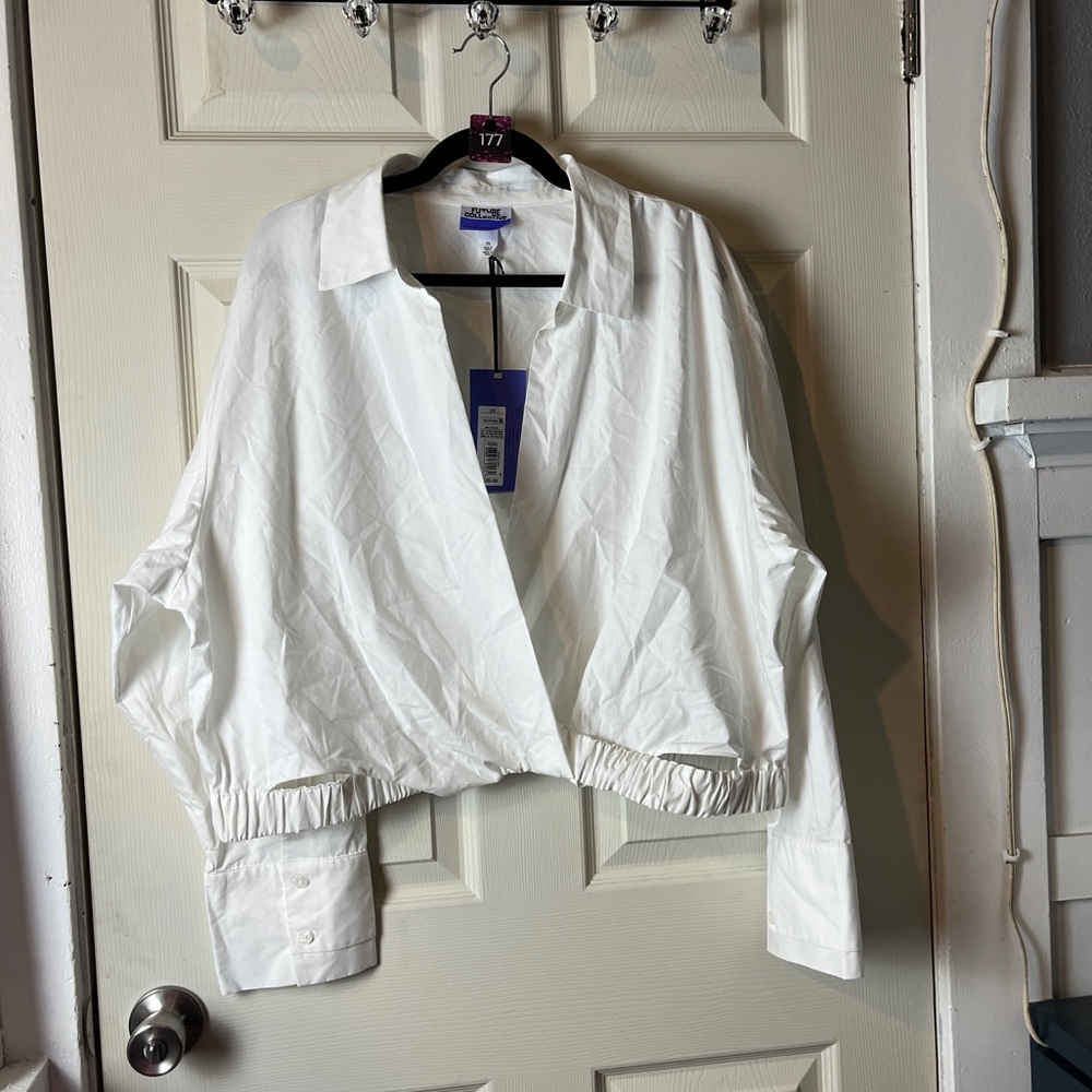177. Future collective blouse